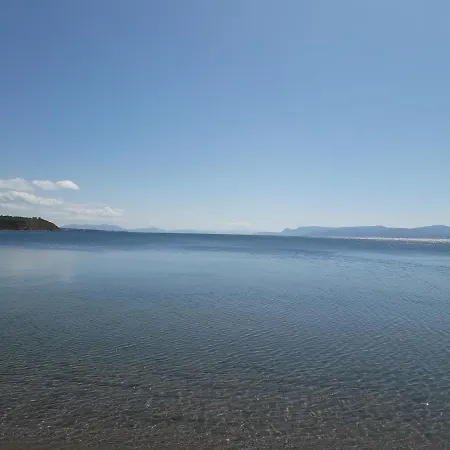 Ξενοδοχείο με διαμερίσματα Poseidon Λευκαντί